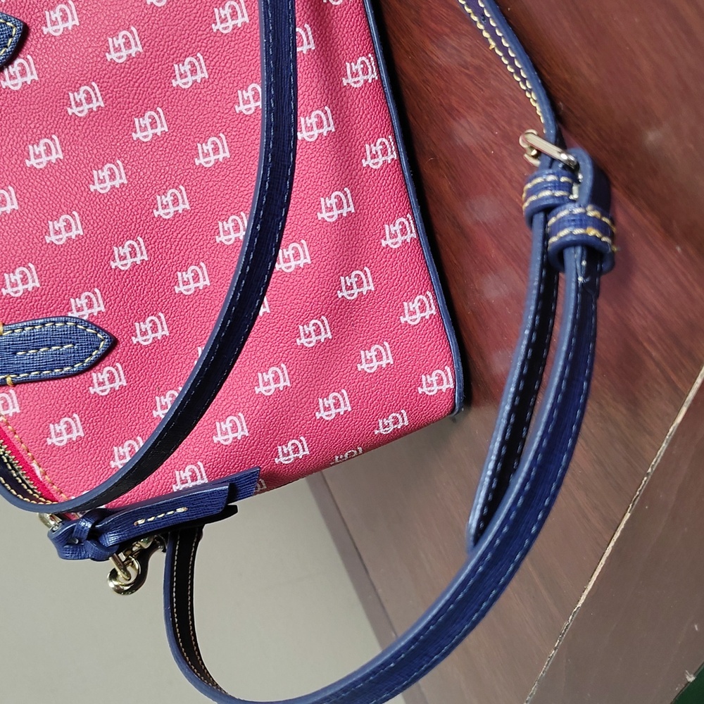 Dooney & Bourke St Louis Crossbody Purse W Crossbody Strap - Picture 8 of 12